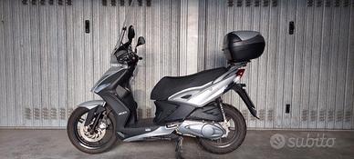 KYMCO Agility R16+ 200i - Bauletto e Parabrezza