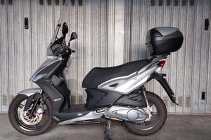 KYMCO Agility R16+ 200i - Bauletto e Parabrezza