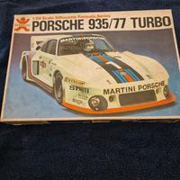Bandai Porsche 935/77
