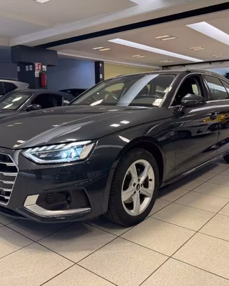 AUDI A4 Avant 30 TDI/136 CV S tronic Business Ad