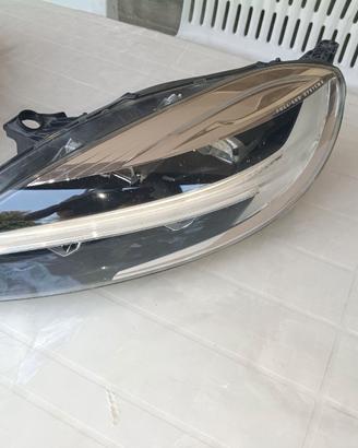 Faro volvo v40 sinistro