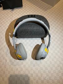 Beats Solo3 Wireless Disney Mickey Mouse 90th