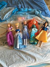 5 bambole Disney originali praticamente nuove