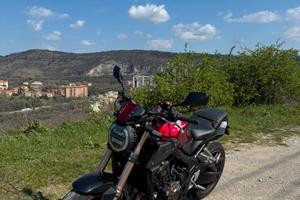 HONDA CB650r 2021 prezzo trattabile!