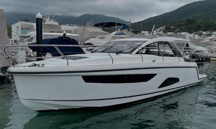 Barca Usata-Sealine S330