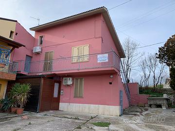 Casa di paese indipendente
