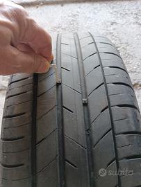 cerchi in lega  Volkswagen Golf gomme  Kumho 205/5