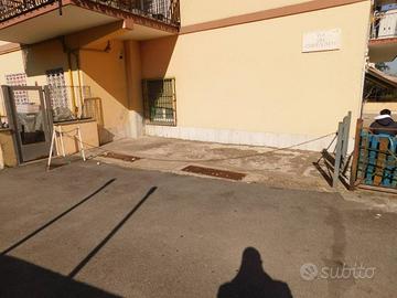 Box / Garage di 12 m² a Roma