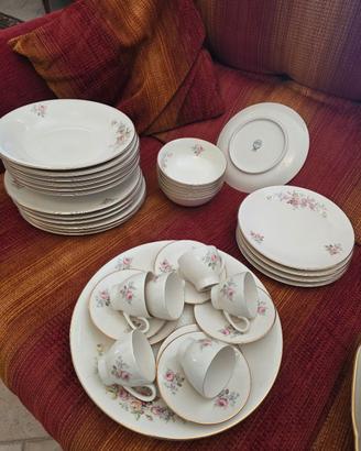 servizio piatti e caffè d'epoca