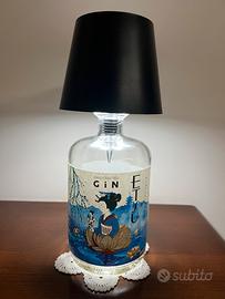 Bottiglia Giapponese  Etsu Gin con lampada Touch