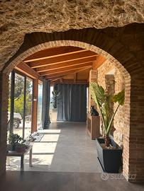 Villa in grotta naturale +terreno di 20000mq