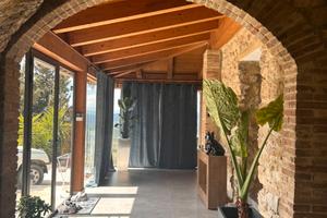 Villa in grotta naturale +terreno di 20000mq