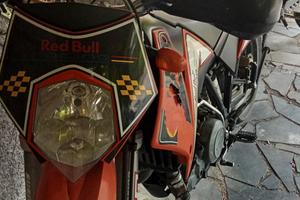 KTM 640 