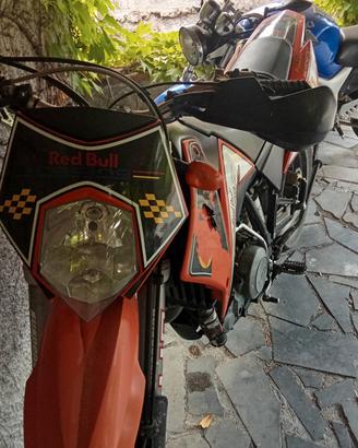 KTM 640 