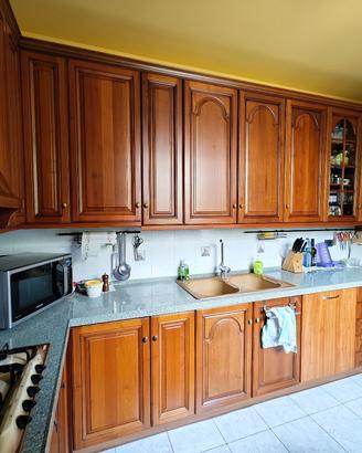 Cucina SCAVOLINI in legno di acacia 4,20 × 2,40