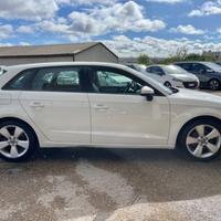 AUDI A3 1.6 TDI 105CV