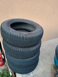 4 pneumatici Invernali Panda 169 - 185 65 R14