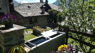 Piccola casa indipendente di montagna