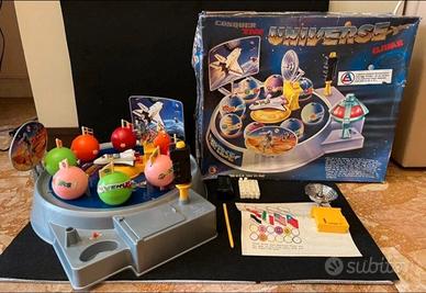 Conquer the Universe Space Giocattolo Tomy