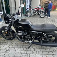 MOTO GUZZI V7 III STONE