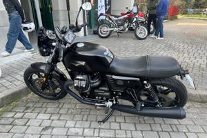 MOTO GUZZI V7 III STONE