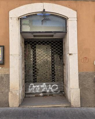 Locale commerciale fronte strada