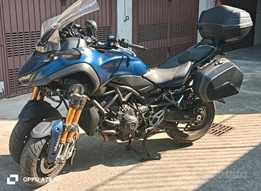 Yamaha niken GT 2019