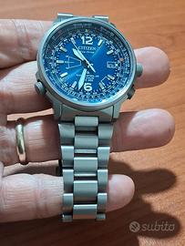 Citizen supertitanio radio controllata . 