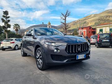 Maserati Levante 3.0 V6 Diesel 275 CV AWD COMPRESO