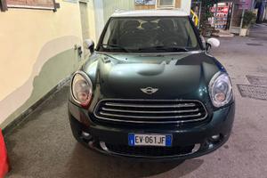 Mini  cooper D contryman ALL FOUR con tetto pamo