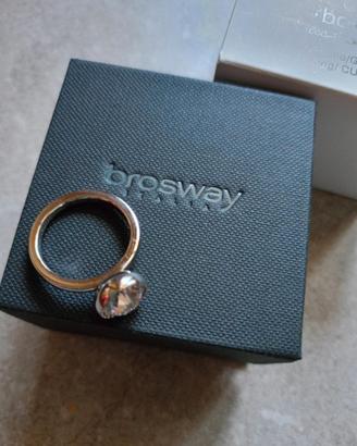 anello Brosway in acciaio misura 16