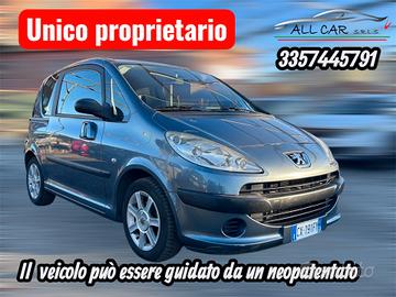 Peugeot 1007 1.4 HDi Happy