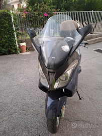 Aprilia atlantic 250cc