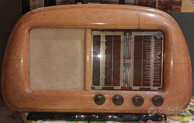 RADIO A VALVOLE "LIBERTAR" ANNI'50