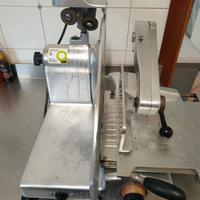 Affettatrice omas verticale