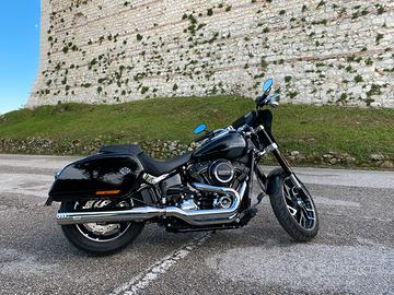 Harley-Davidson Softail Sport Glide Cruiser