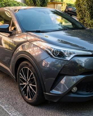 Toyota C-HR 1.8 Hybrid Lounge