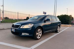 Skoda octavia Wagon 4x4 automatica 140cv