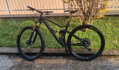 MTB CUBE 29 carbonio taglia M Fox Kashima