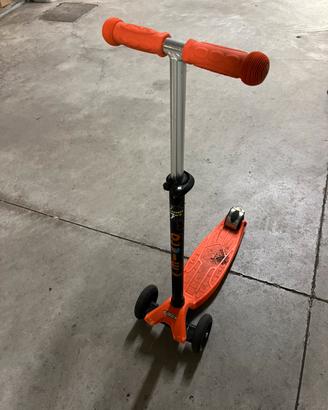 Monopattino Micro Maxi