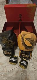 Guantoni Fairtex boxe Muay Thai + fasce