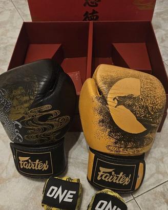 Guantoni Fairtex boxe Muay Thai + fasce