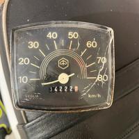 Contachilometri vespa  50 125 special  oroginale