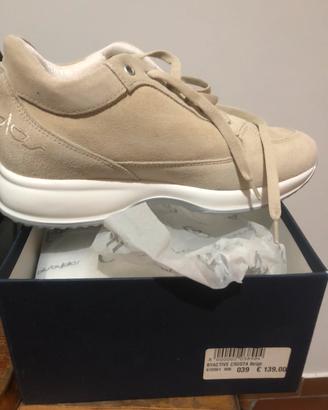 Scarpe biblos
