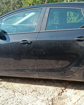 Opel Astra 1.4 100CV