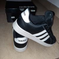 Sneakers Adidas nere 