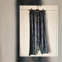 Pantaloni palazzo fantasia foglie Made in Italy