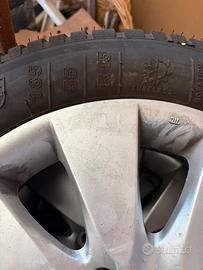 Gomme e cerchi per mazda 2