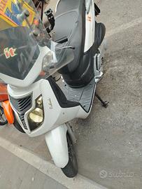 scooter 125  Keeway outlook