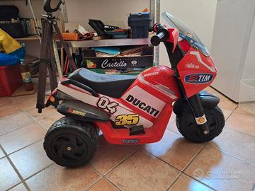 Moto elettrica per bambini Peg Pérego